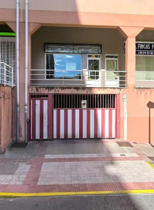Apto. Centro Con Garaje Cerrado A 300 Metros De La Playa Castro Urdiales Exterior foto